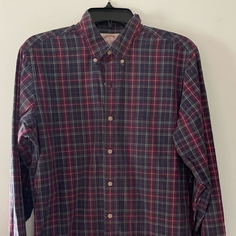 Men’s plaid Blue and Red Brooks Brothers Button down shirt size Medium